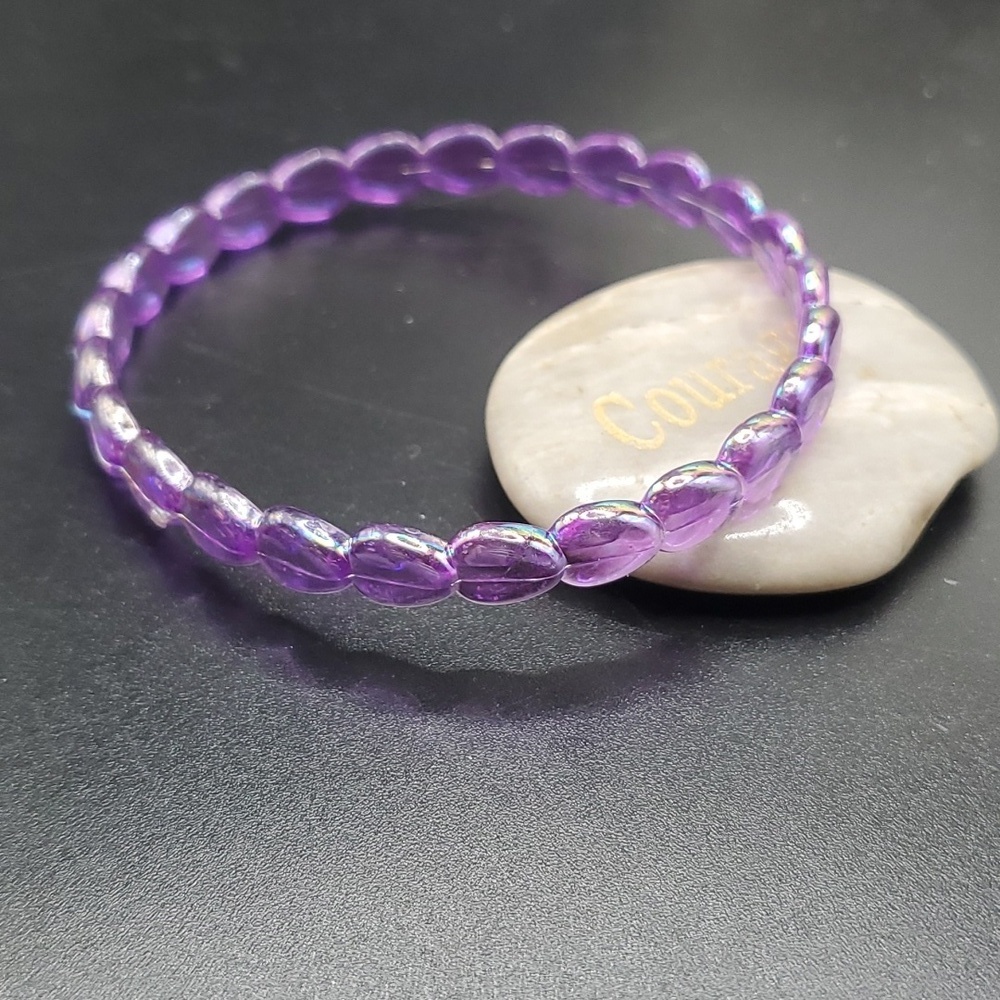 B2837 lavendar fields bracelet acrylic‎